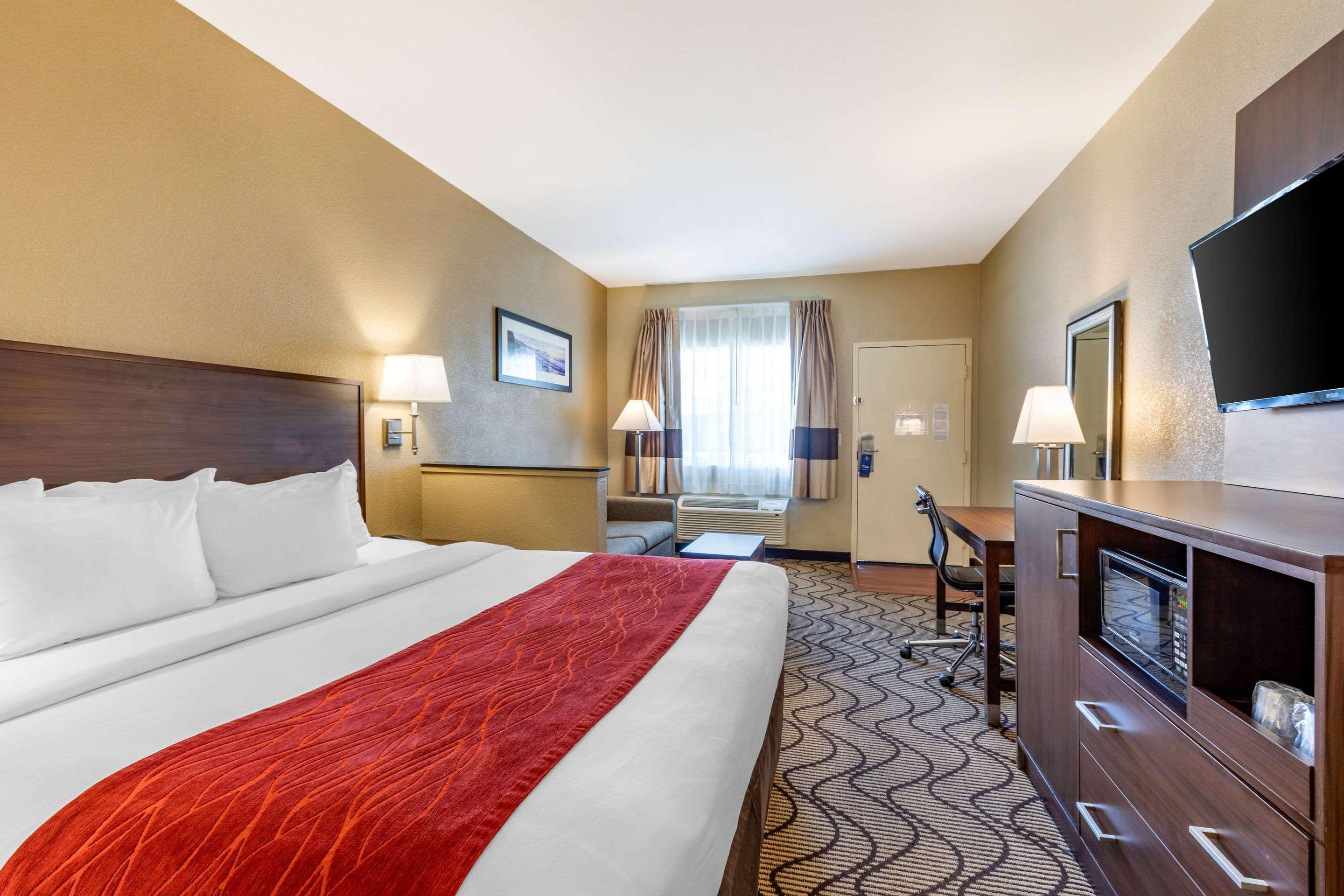 Comfort Inn & Suites Orange County John Wayne Airport Santa Ana Esterno foto