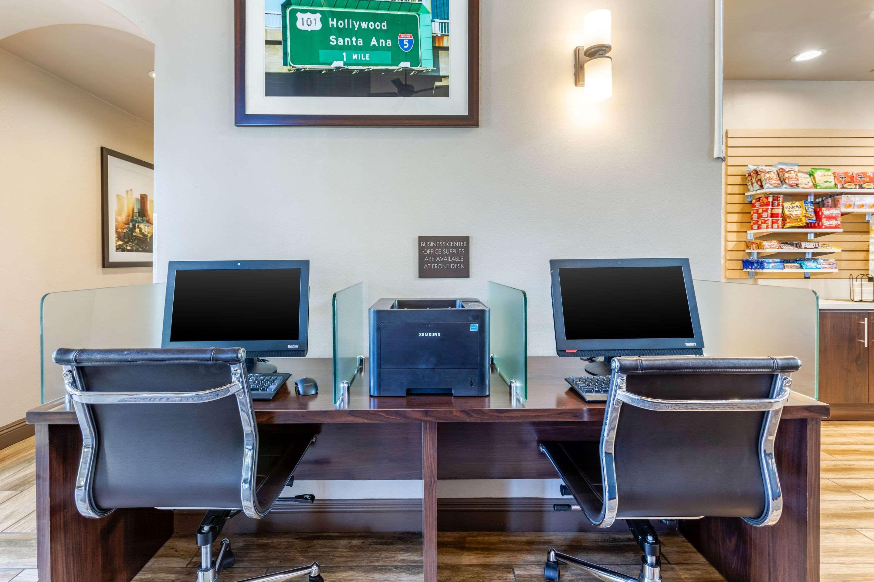 Comfort Inn & Suites Orange County John Wayne Airport Santa Ana Esterno foto